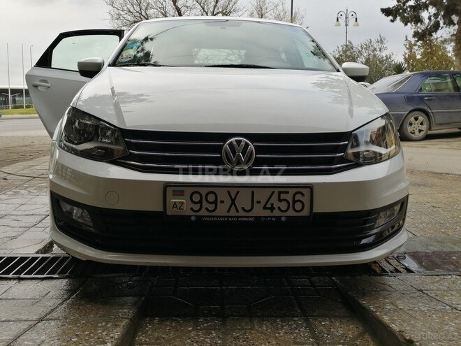 Volkswagen Polo 2015, 65,500 km - 1.6 l - Bakı
