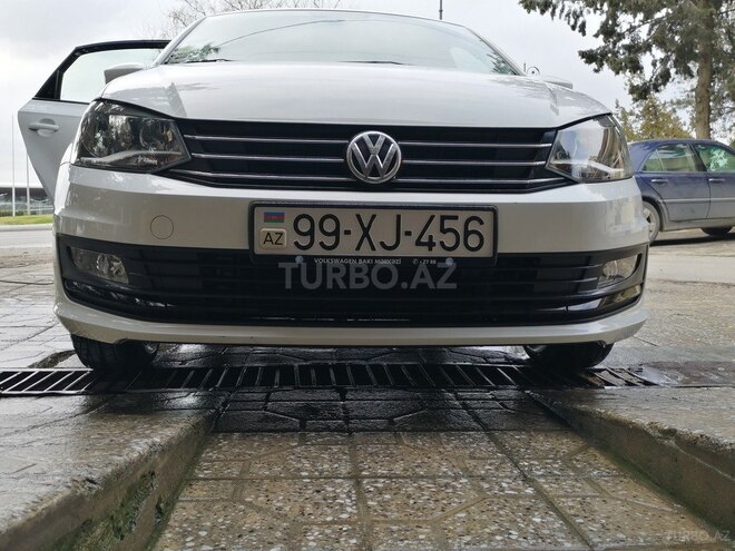 Volkswagen Polo 2015, 65,500 km - 1.6 l - Bakı