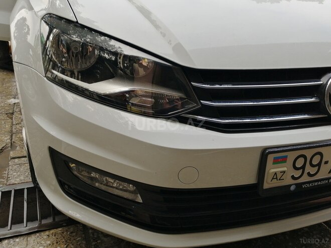Volkswagen Polo 2015, 65,500 km - 1.6 l - Bakı
