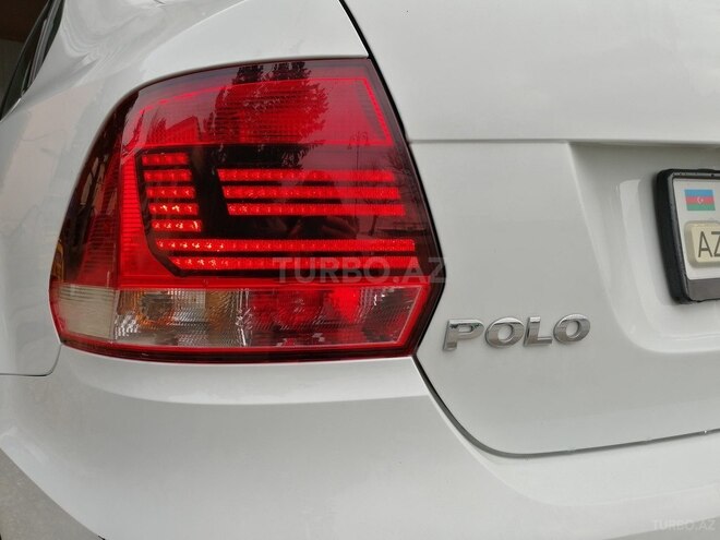 Volkswagen Polo 2015, 65,500 km - 1.6 l - Bakı