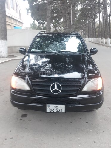 Mercedes E 320 1999, 201,000 km - 3.2 l - Bakı