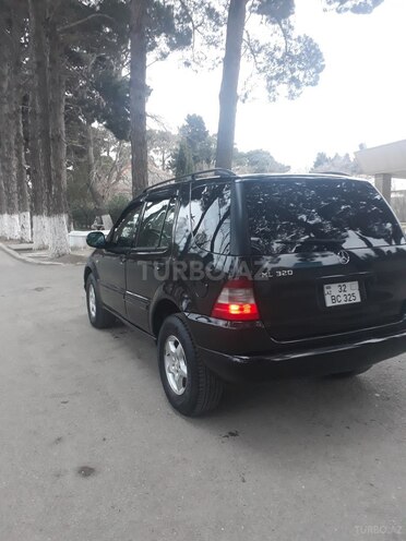 Mercedes E 320 1999, 201,000 km - 3.2 l - Bakı