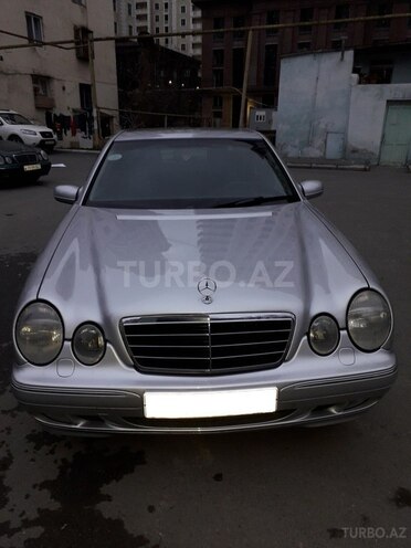 Mercedes E 220 2000, 473,000 km - 2.2 l - Bakı