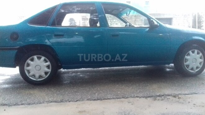 Opel Vectra 1993, 180,000 km - 1.6 l - Bakı