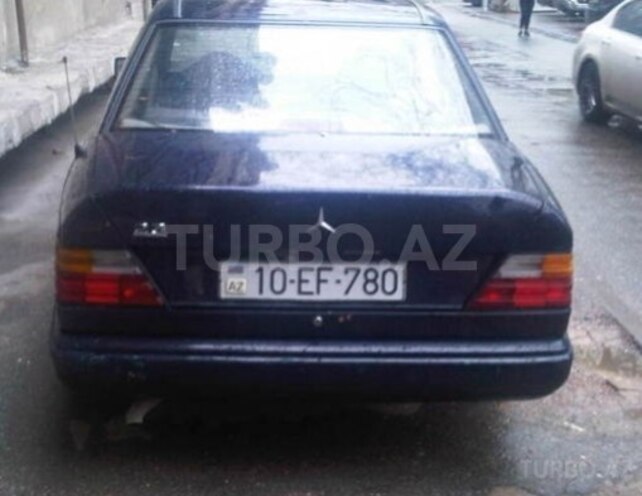 Mercedes E 230 1988, 357,000 km - 2.3 l - Bakı