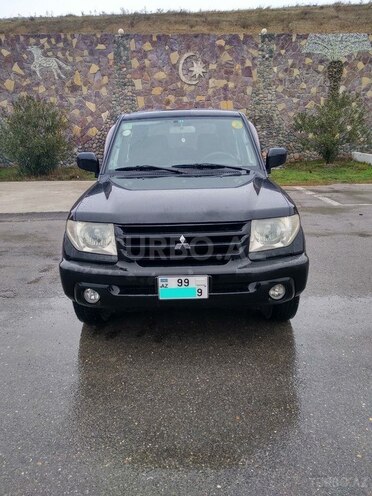 Mitsubishi Pajero io 2003, 136,700 km - 2.0 л - Bakı