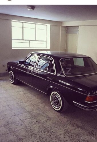 Mercedes E 230 1983, 250,000 km - 2.3 л - Bakı