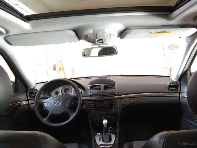 Mercedes E 240 2003, 200,500 km - 2.6 l - Bakı