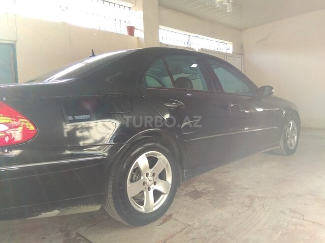 Mercedes E 240 2003, 200,500 km - 2.6 l - Bakı