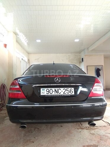 Mercedes E 240 2003, 200,500 km - 2.6 l - Bakı