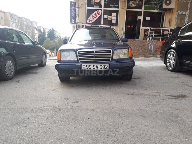 Mercedes E 250 1995, 482,751 km - 2.5 l - Bakı