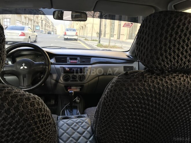 Mitsubishi Lancer 2009, 350,000 km - 1.3 l - Bakı