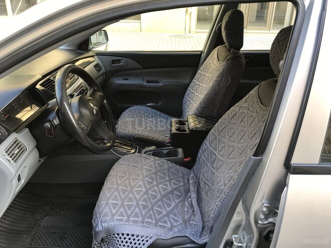 Mitsubishi Lancer 2009, 350,000 km - 1.3 l - Bakı