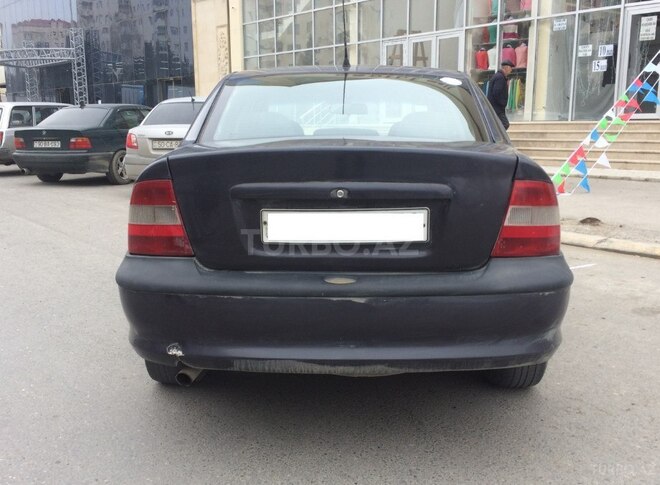 Opel Vectra 1995, 400,000 km - 2.0 л - Sumqayıt