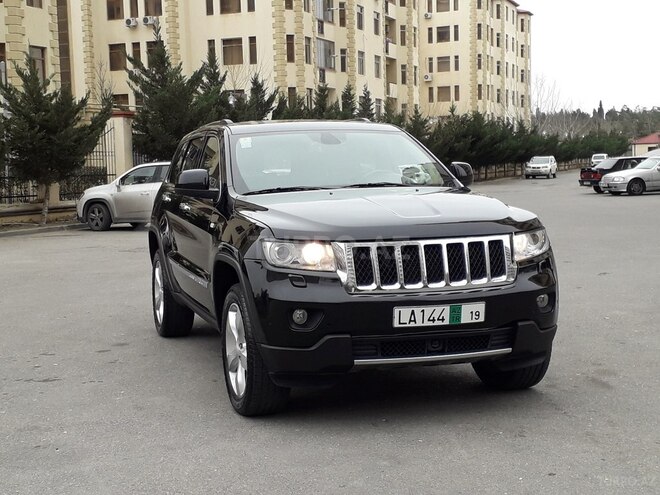 Jeep Grand Cherokee 2012, 124,000 km - 3.6 л - Bakı