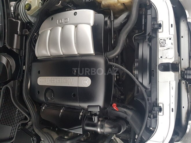 Mercedes E 220 2001, 306,870 km - 2.2 л - Bakı