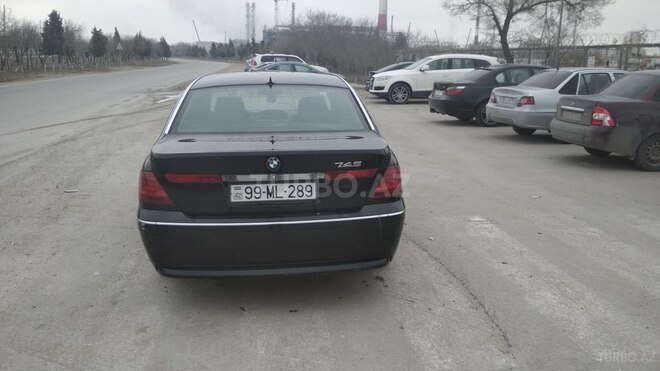 BMW 735 2002, 285,000 km - 3.6 l - Bakı