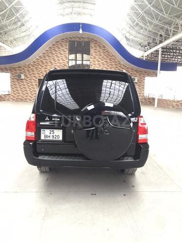 Mitsubishi Pajero 2005, 178,000 km - 3.0 л - Gəncə
