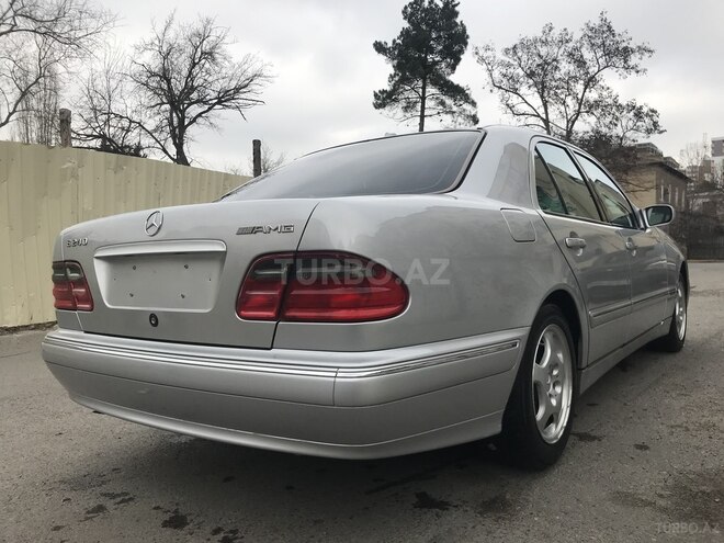 Mercedes E 240 2000, 220,000 km - 2.6 l - Bakı