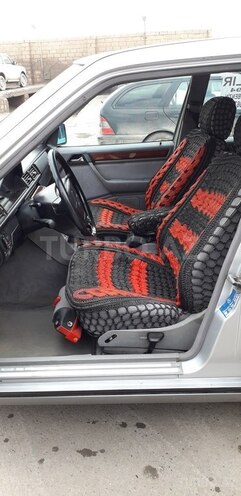 Mercedes E 220 1994, 318,000 km - 2.2 l - Bakı