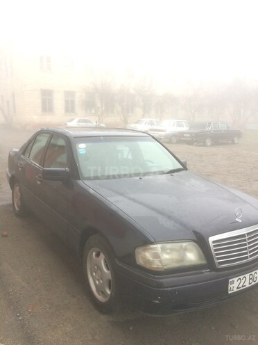 Mercedes C 180 1995, 225,000 km - 2.0 l - Gəncə