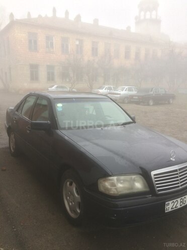 Mercedes C 180 1995, 225,000 km - 2.0 l - Gəncə