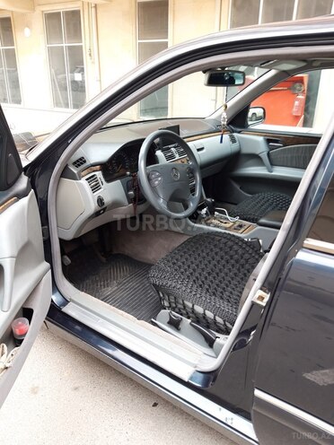 Mercedes E 280 1999, 320,000 km - 2.8 l - Bakı