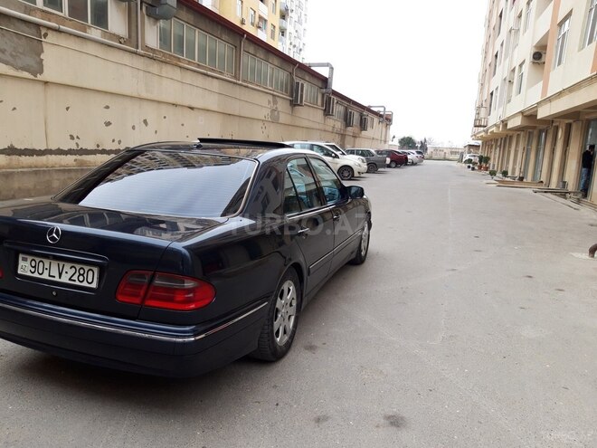Mercedes E 280 1999, 320,000 km - 2.8 l - Bakı