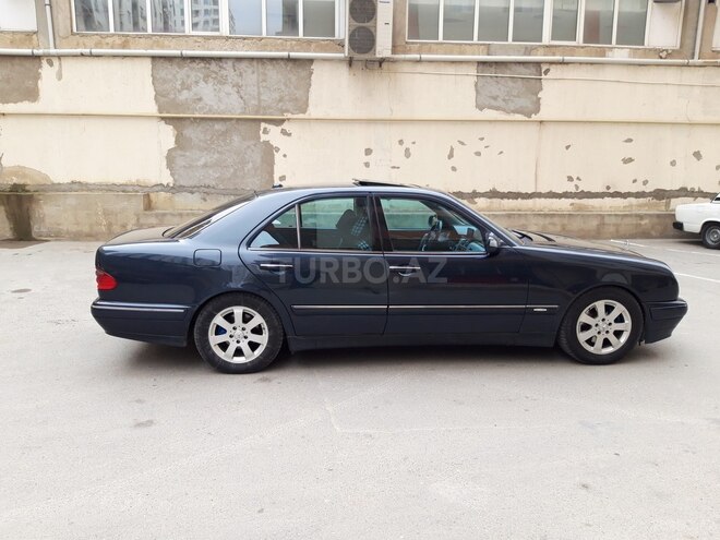 Mercedes E 280 1999, 320,000 km - 2.8 l - Bakı