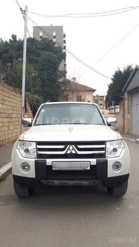 Mitsubishi Pajero 2008, 135,000 km - 3.0 l - Bakı
