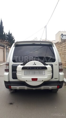 Mitsubishi Pajero 2008, 135,000 km - 3.0 l - Bakı