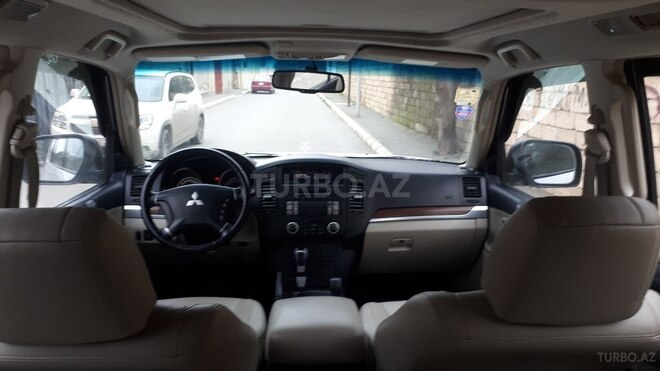 Mitsubishi Pajero 2008, 135,000 km - 3.0 l - Bakı