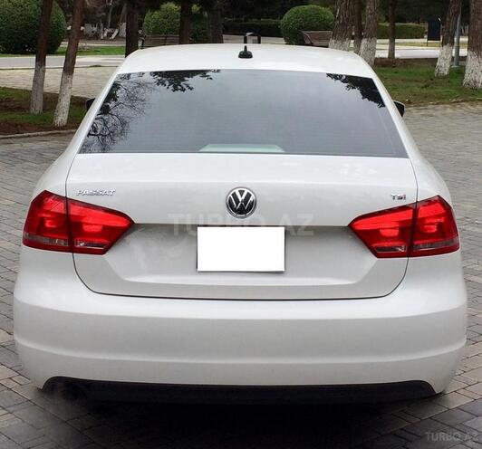 Volkswagen Passat 2015, 45,485 km - 1.8 l - Xırdalan