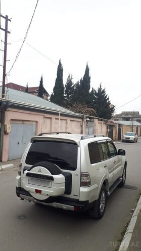 Mitsubishi Pajero 2008, 135,000 km - 3.0 l - Bakı