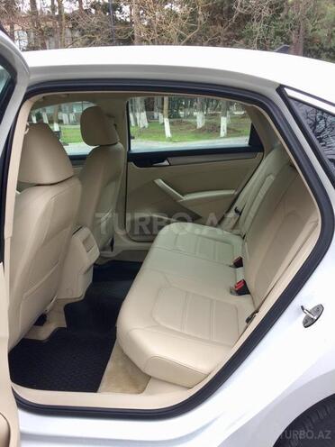 Volkswagen Passat 2015, 45,485 km - 1.8 l - Xırdalan