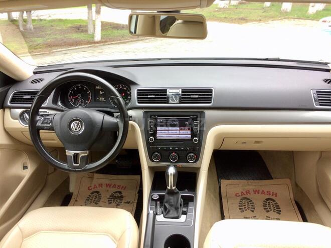Volkswagen Passat 2015, 45,485 km - 1.8 l - Xırdalan