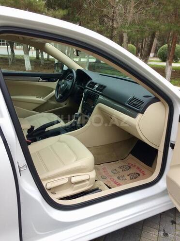 Volkswagen Passat 2015, 45,485 km - 1.8 l - Xırdalan