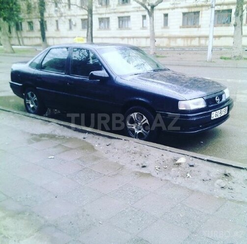 Opel Vectra 1995, 341,222 km - 1.8 l - Naftalan
