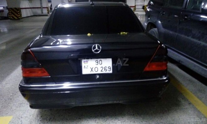 Mercedes C 230 1997, 216,000 km - 2.3 l - Bakı