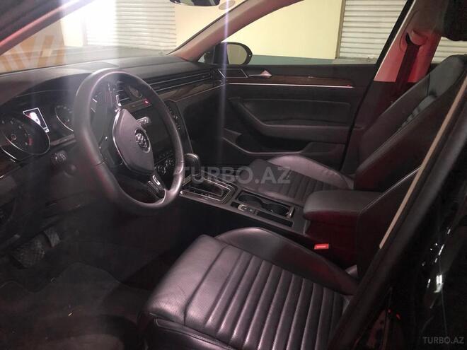 Volkswagen Passat 2017, 5,565 km - 1.8 l - Bakı