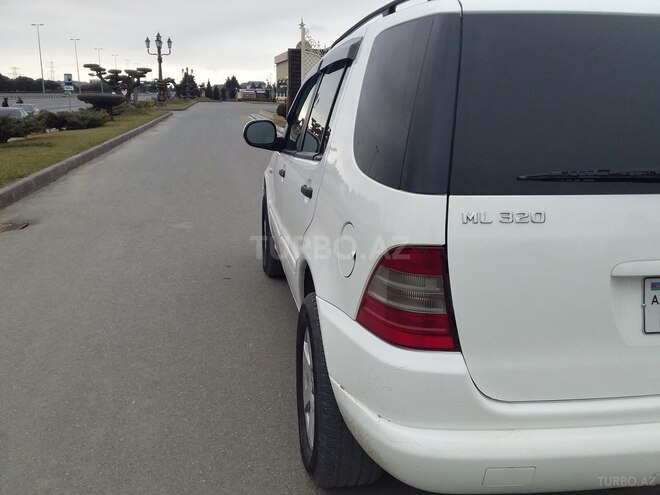 Mercedes ML 320 2001, 227,000 km - 3.2 л - Bakı
