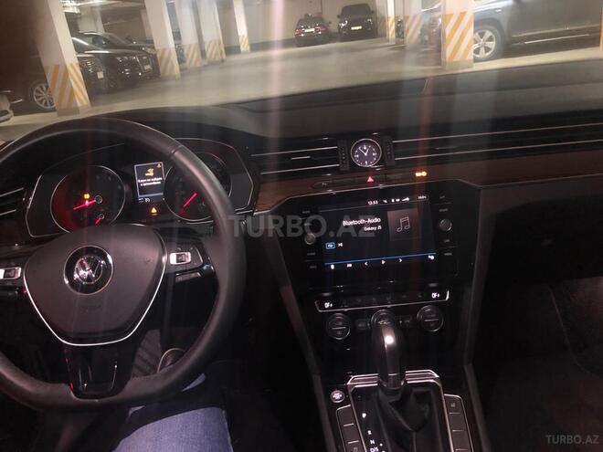 Volkswagen Passat 2017, 5,565 km - 1.8 l - Bakı