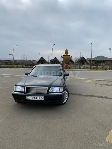 Mercedes C 220 1996, 118,000 km - 2.2 l - Lənkəran