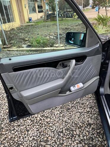 Mercedes C 220 1996, 118,000 km - 2.2 l - Lənkəran
