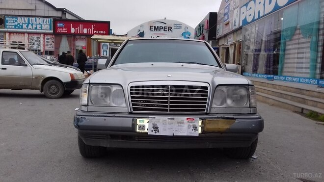 Mercedes E 300 1994, 455,000 km - 3.0 l - Bakı