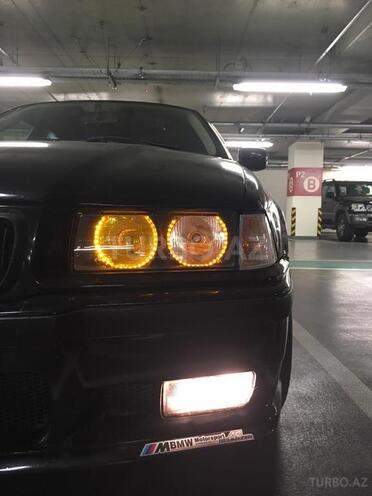 BMW 318 1996, 360,000 km - 1.8 l - Quba