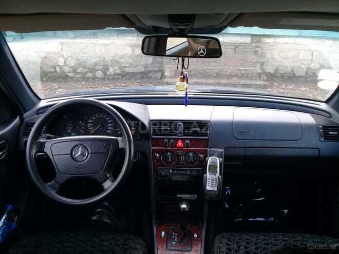 Mercedes C 200 1999, 269,400 km - 2.0 л - Şəki