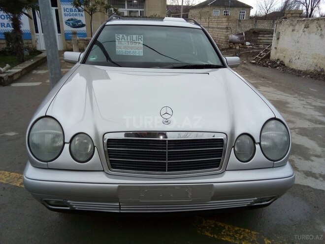 Mercedes E 240 1997, 267,000 km - 2.4 л - Bakı