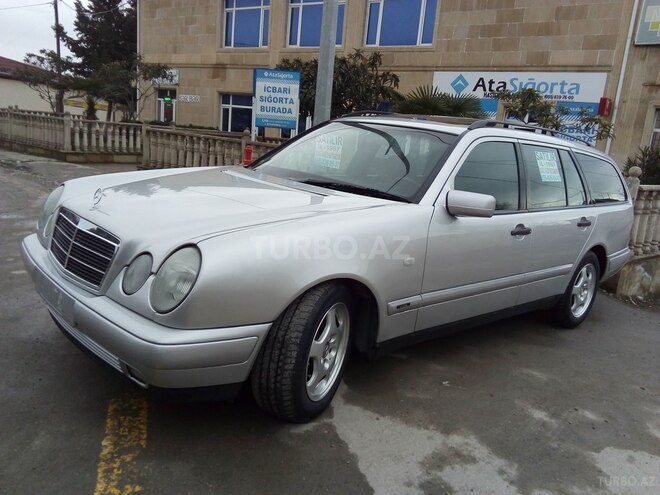 Mercedes E 240 1997, 267,000 km - 2.4 л - Bakı