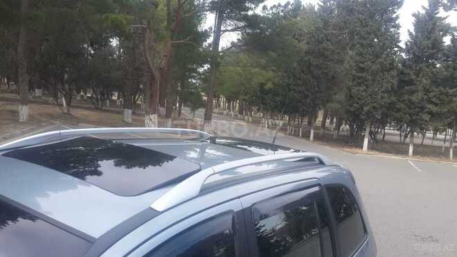Opel Zafira 2005, 145,000 km - 2.2 l - Sumqayıt